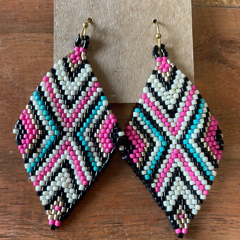 ❤️💥 Alexis Multicolor Beaded Diamond Earrings